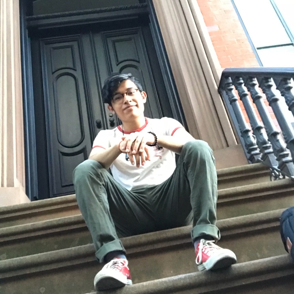 Meet your Posher, Sterling